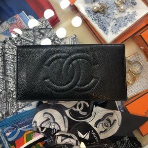 Authentic CHANEL Caviar CC Long Bill Wallet / chequebook